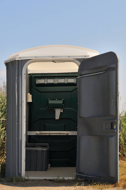 Best Luxury portable toilet rental  in Washington, IA