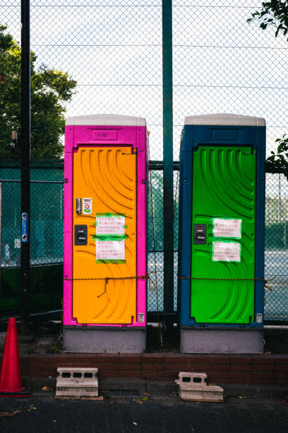 Porta potty delivery and setup in Washington, IA